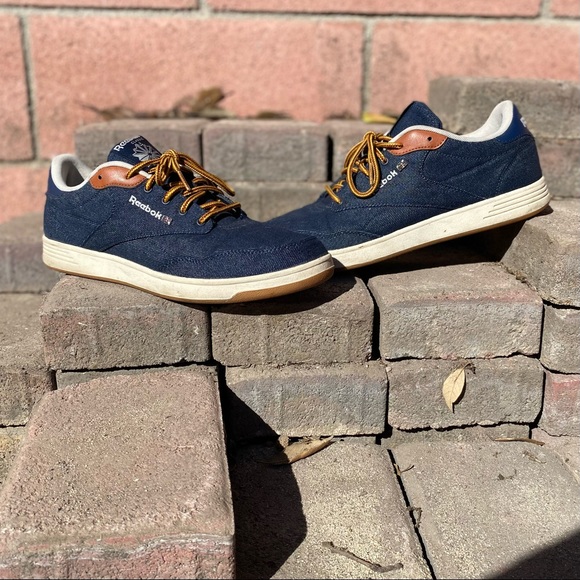 Reebok Men Shoes - Picture 2 of 6